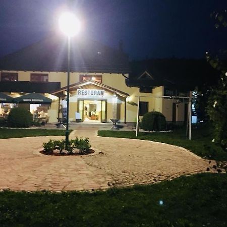 Omladinski Hotel Rostovo Bugojno Buitenkant foto