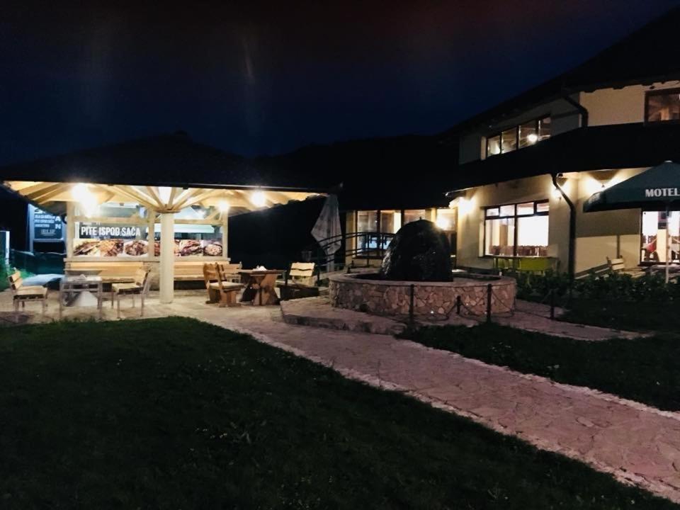 Omladinski Hotel Rostovo Bugojno Buitenkant foto