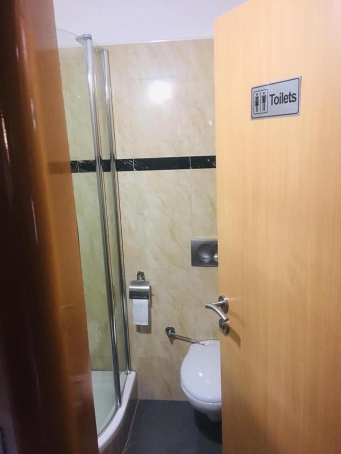 Omladinski Hotel Rostovo Bugojno Buitenkant foto