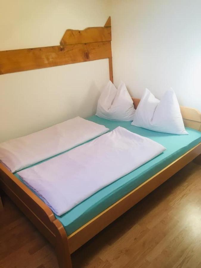 Omladinski Hotel Rostovo Bugojno Buitenkant foto